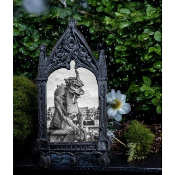 Horned Gargoyle Magnet Notre Dame Cathedral Stone Sculpture Artwork Paris France - Picture 2 of 3